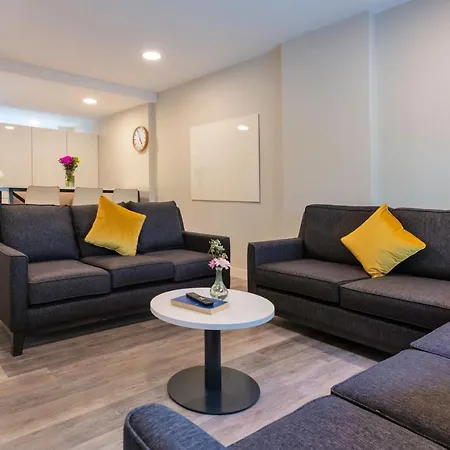 The Westwood Summer Szálloda