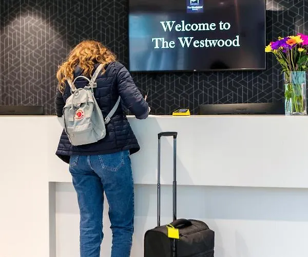 The Westwood Summer Отель